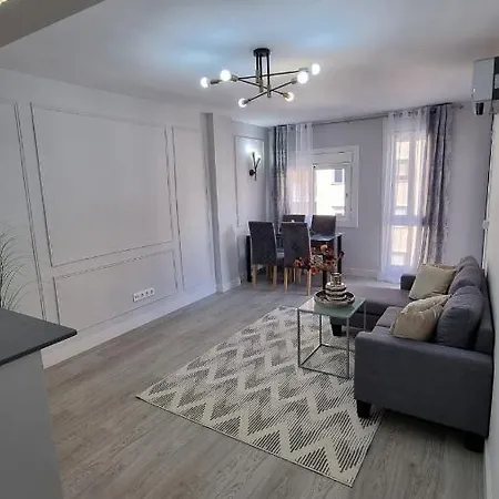 Precioso Piso En El Centro De Appartamento
